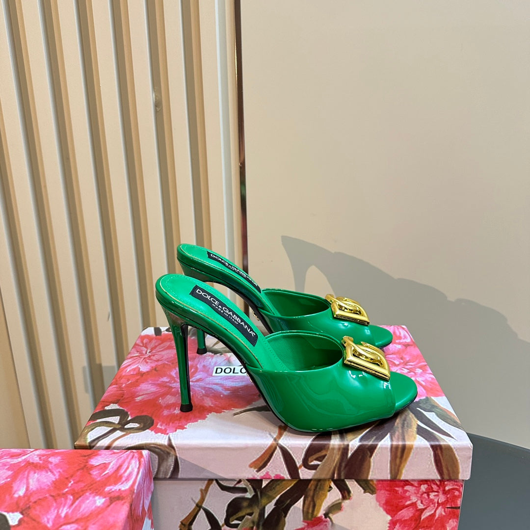 DG FOOTWEAR – LIGHT 100MM IN GREEN PATENT CALFSKIN MULES