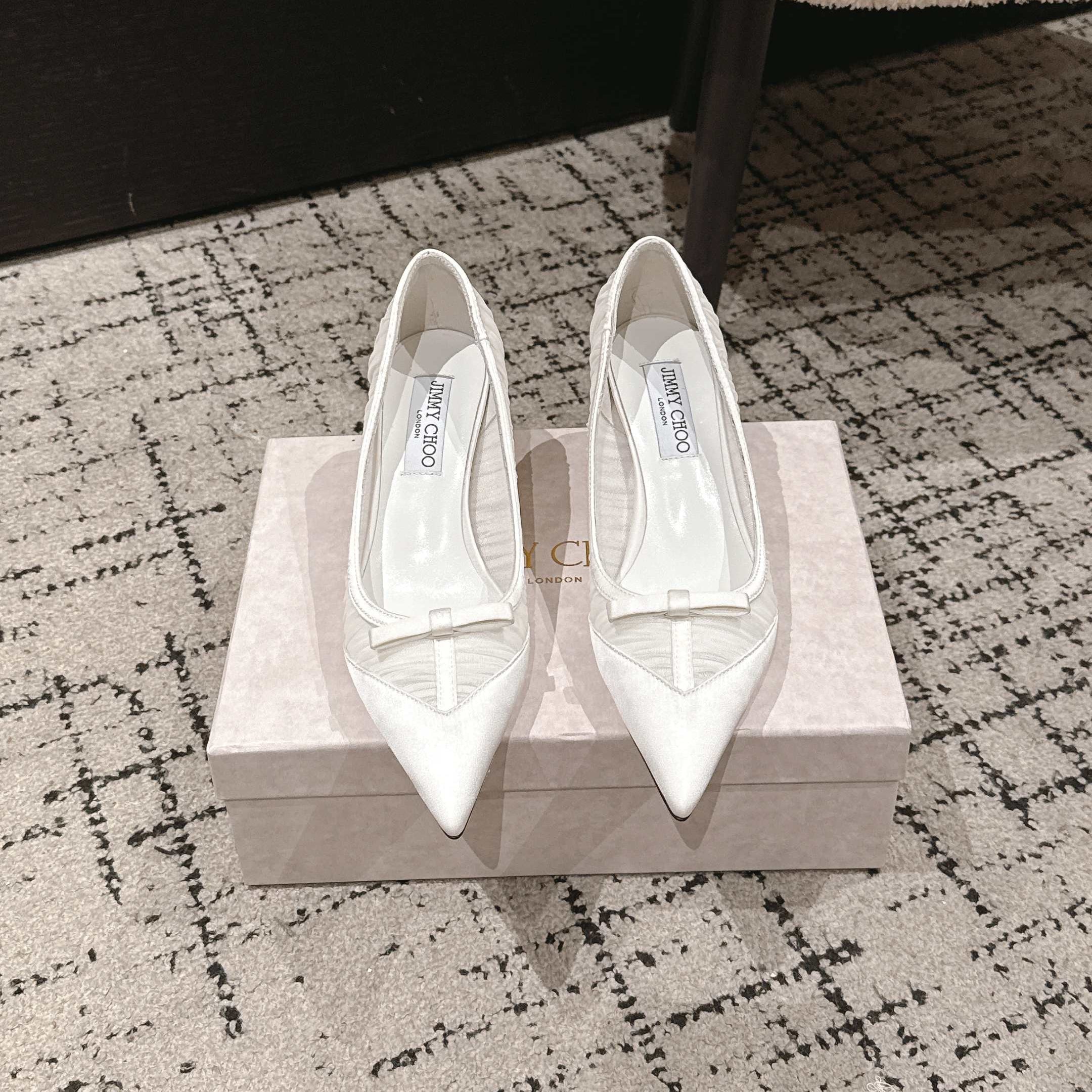 JIMMY CHOO 26S POINTED-TOE HIGH HEELS 65 MM IN WHITE FABRIC