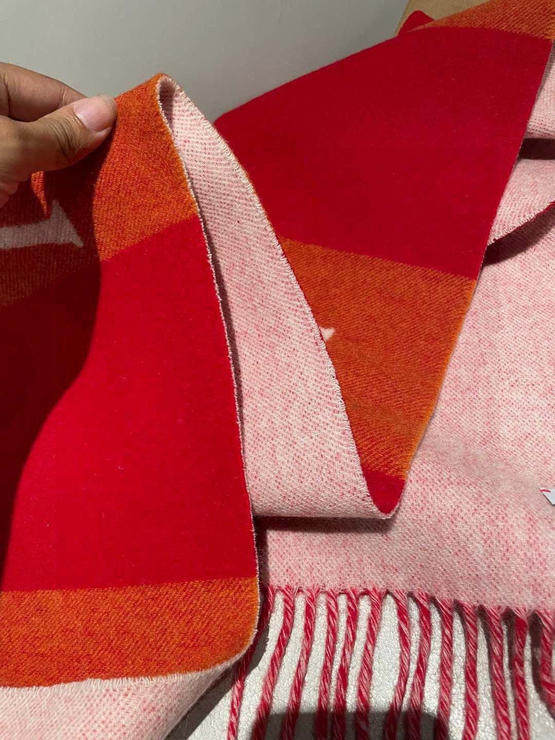 LOEWE 26S SCARF 190 IN CASHMERE 113522