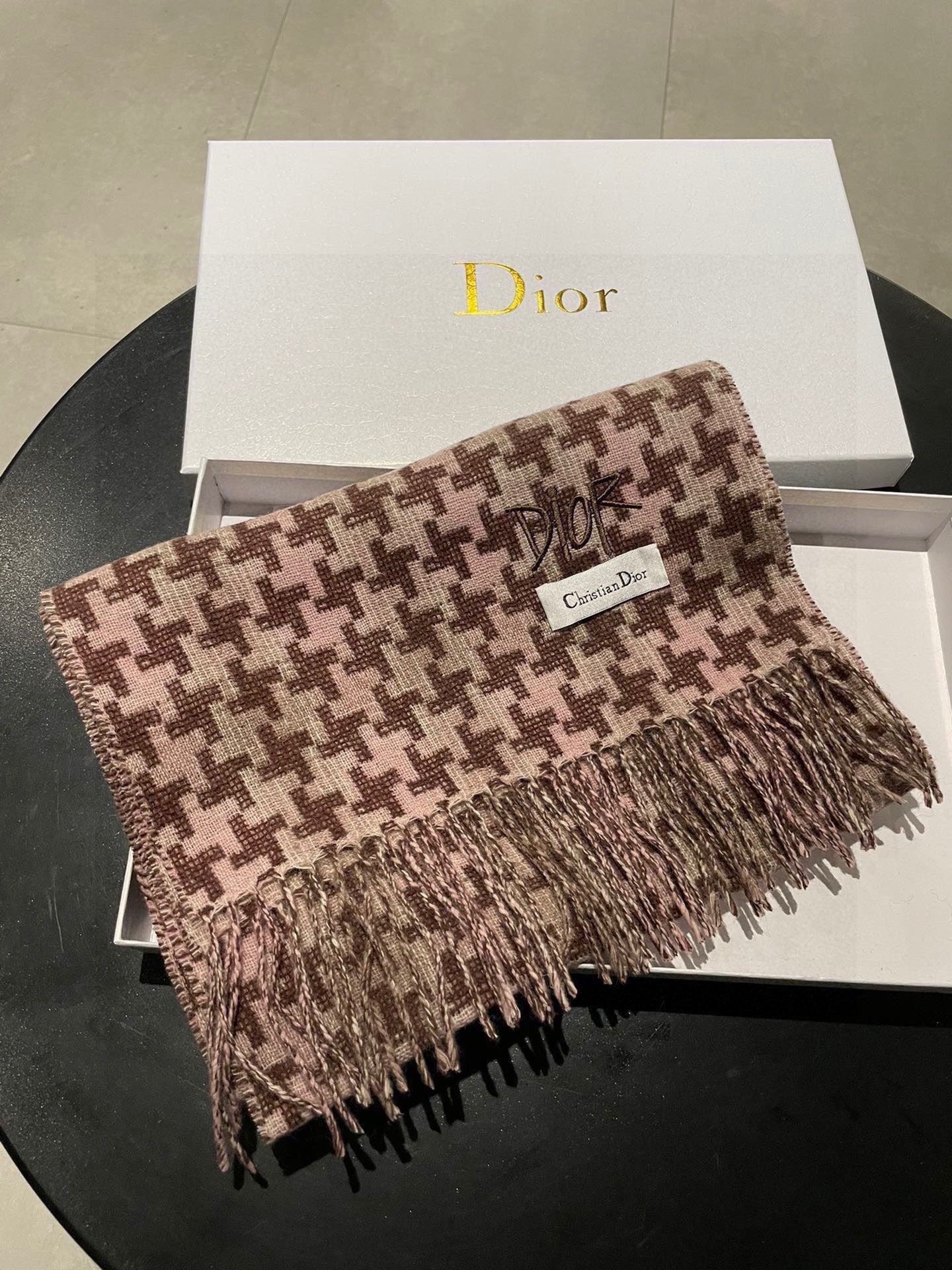 DIOR 26S SCARF 180CM IN CASHMERE 124305