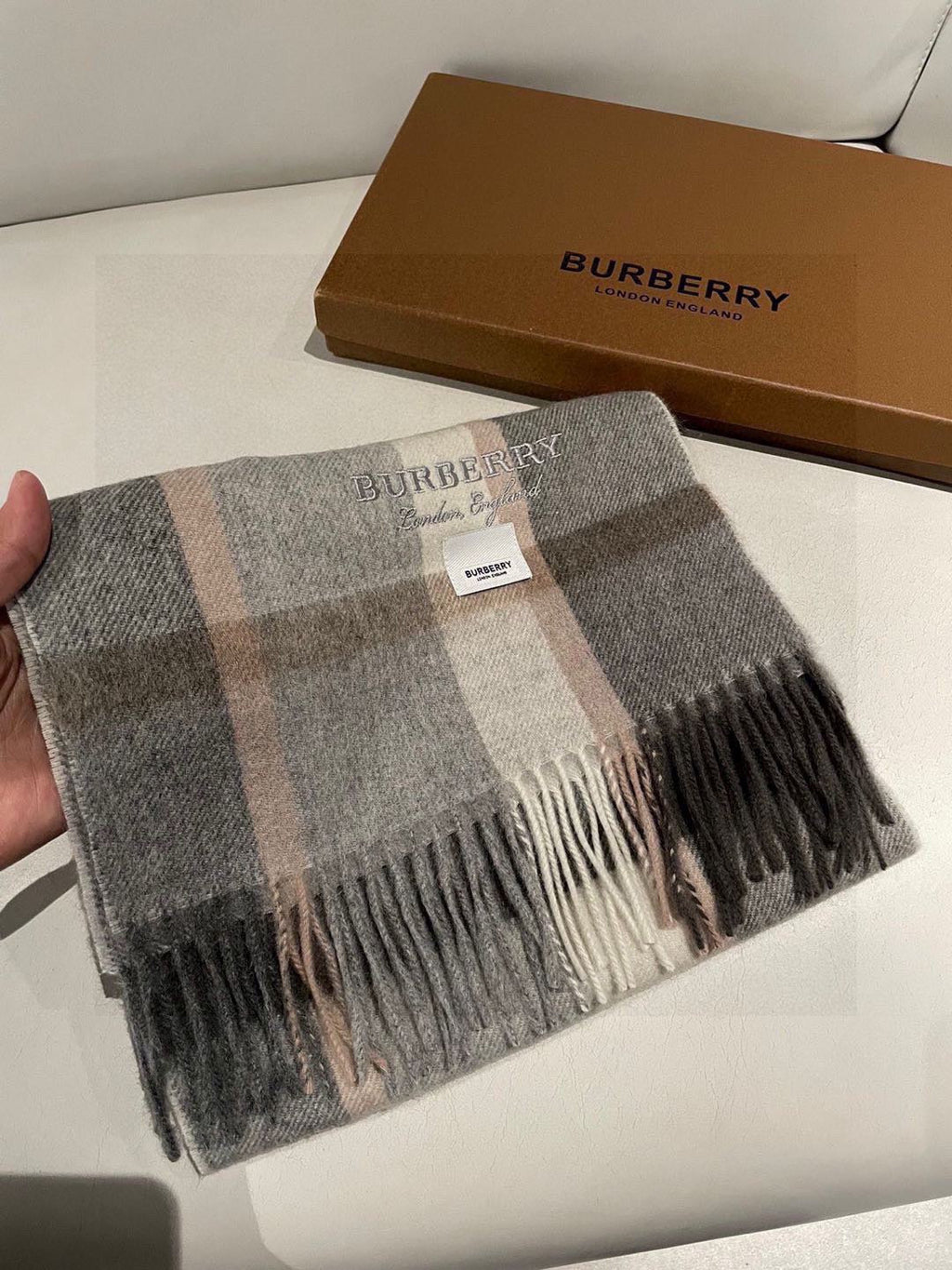 BURBERRY 26S SCARF 180CM IN CASHMERE 159012