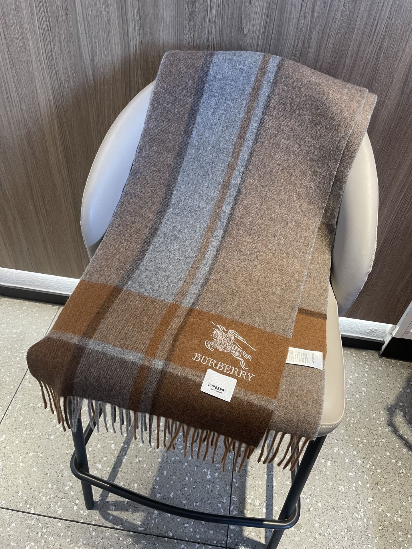BURBERRY 26S SCARF 180CM IN CASHMERE 160445