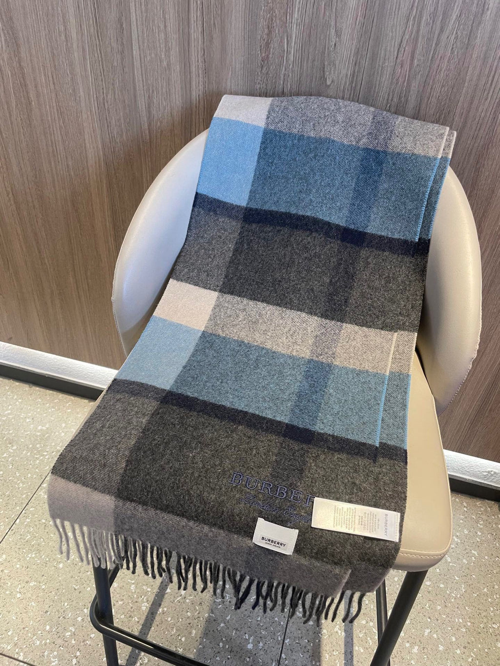 BURBERRY 26S SCARF 180CM IN CASHMERE 160449
