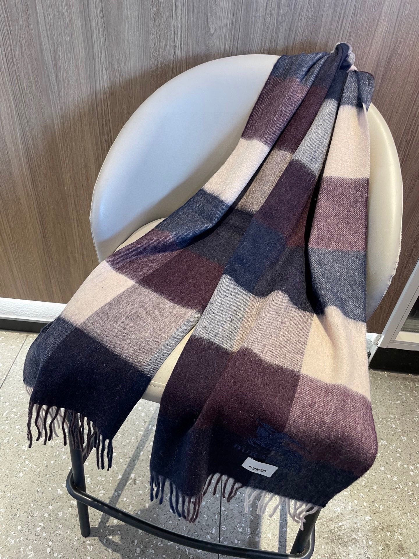 BURBERRY 26S SCARF 180CM IN CASHMERE 163812