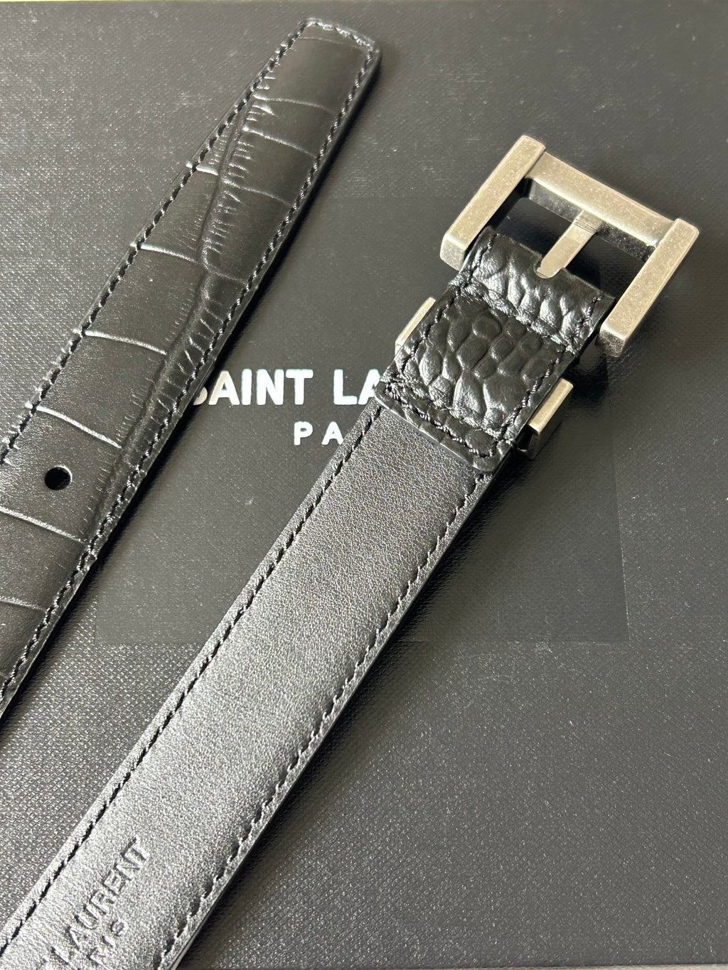 YSL 25S BELT 20 MM IN BLACK EMBOSSED CALFSKIN 543673