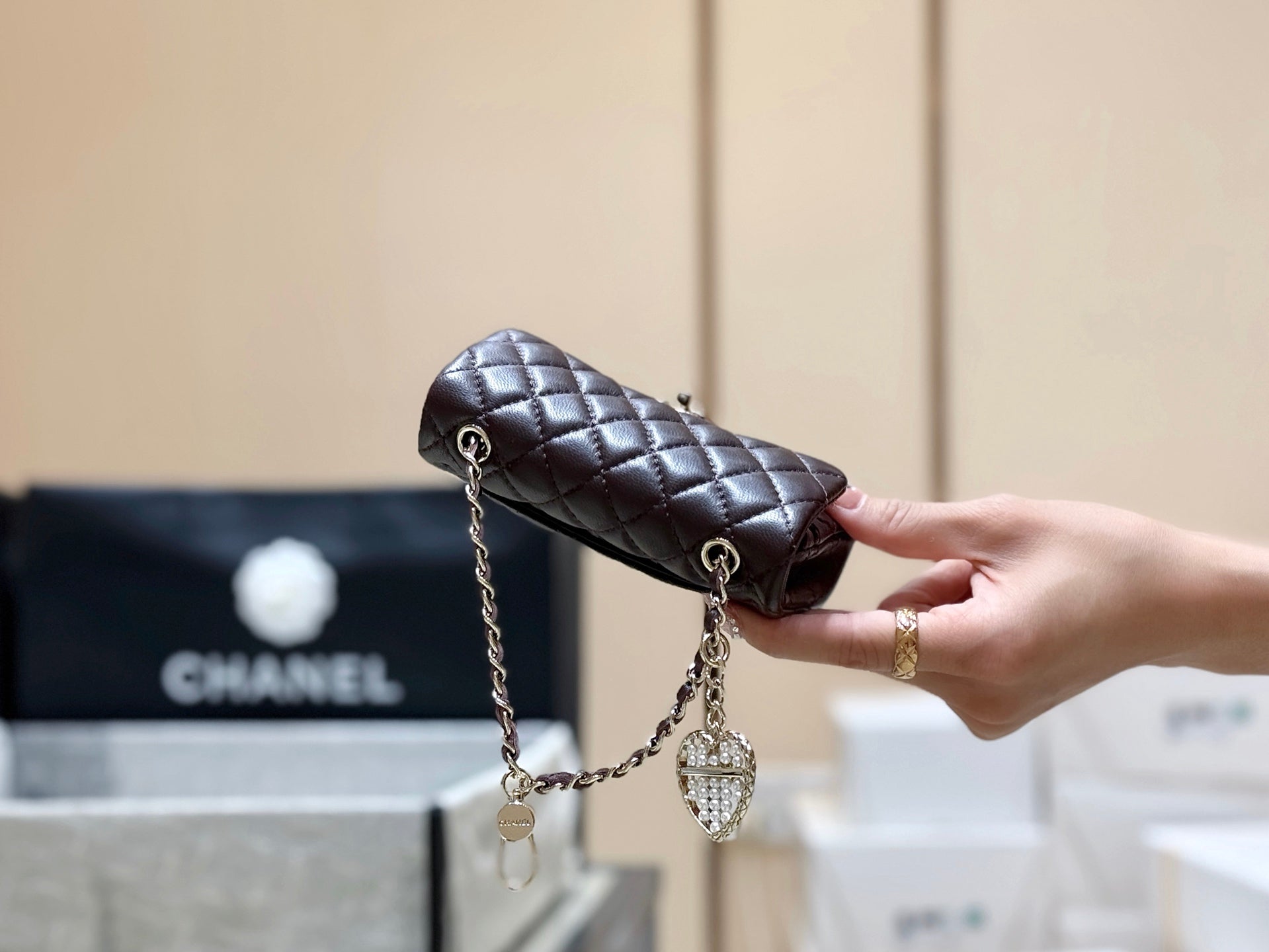 25S CHANEL MINI CF BAG 12 IN DARK BROWN LAMBSKIN HEART MODEL