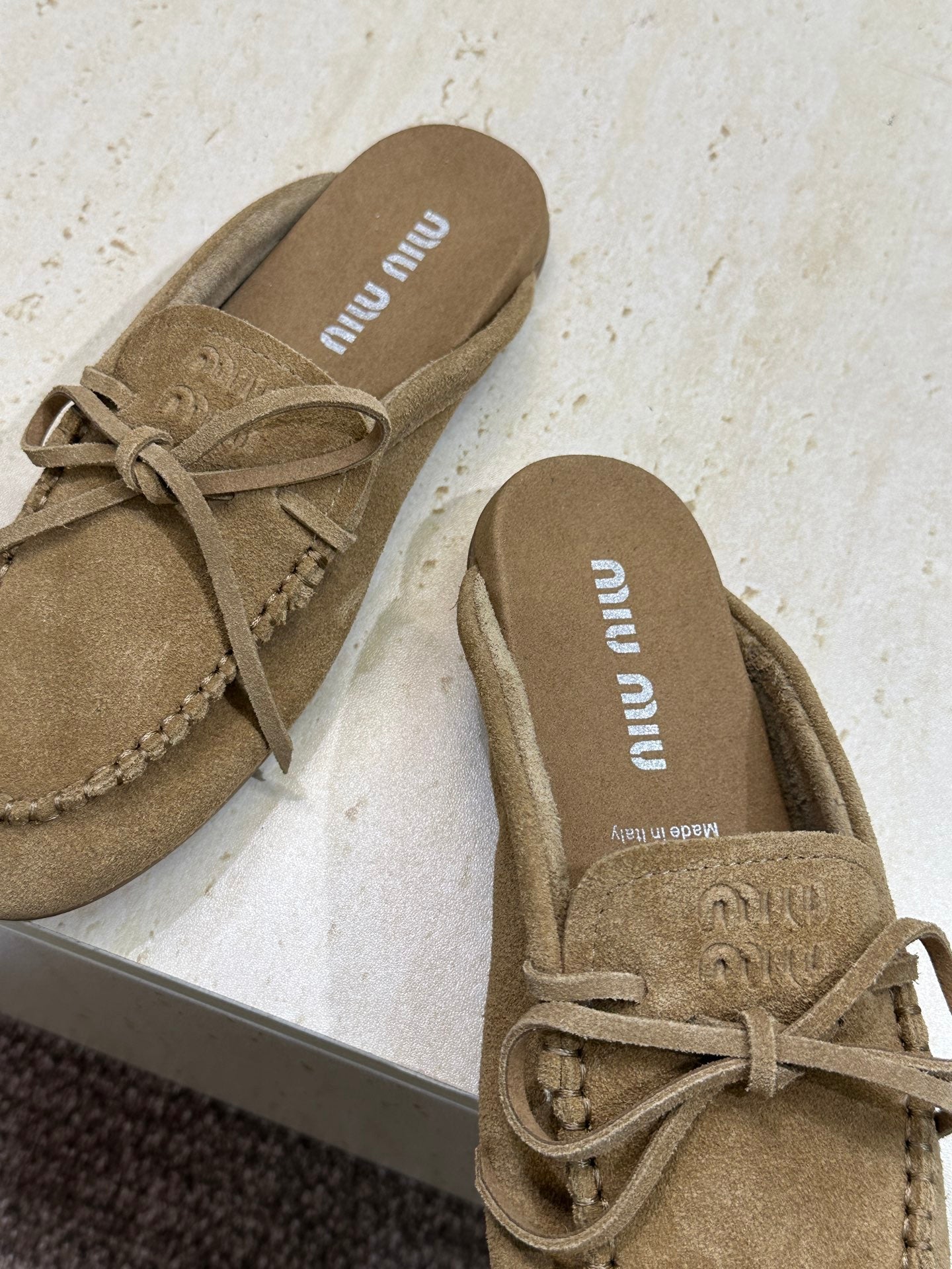 MIUMIU 26S SNEAKER MULES IN OLIVE BROWN SUEDE WITH BOW