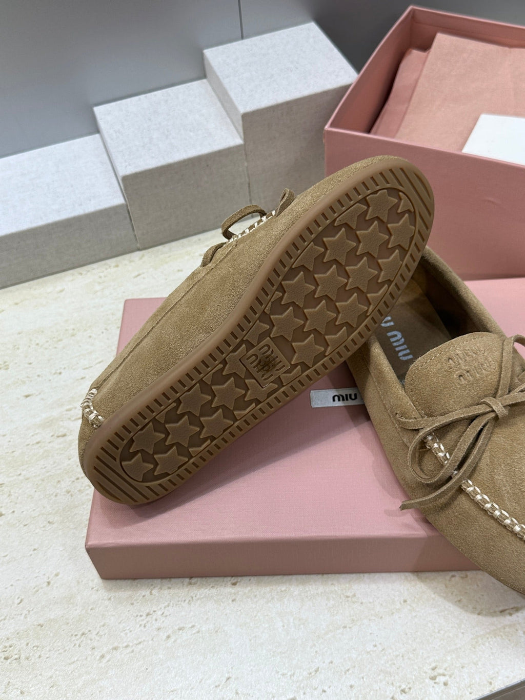 MIUMIU 26S LOAFERS IN BROWN SUEDE WITH BOW