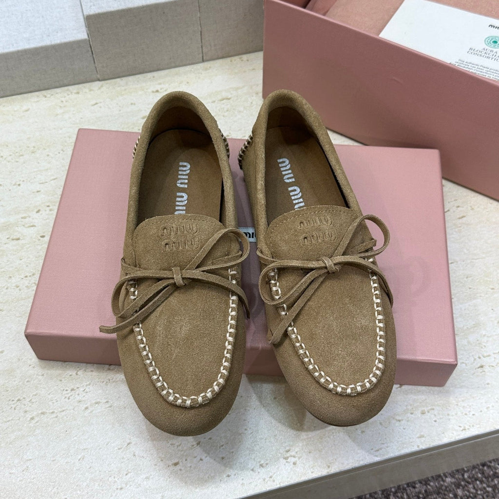 MIUMIU 26S LOAFERS IN BROWN SUEDE WITH BOW