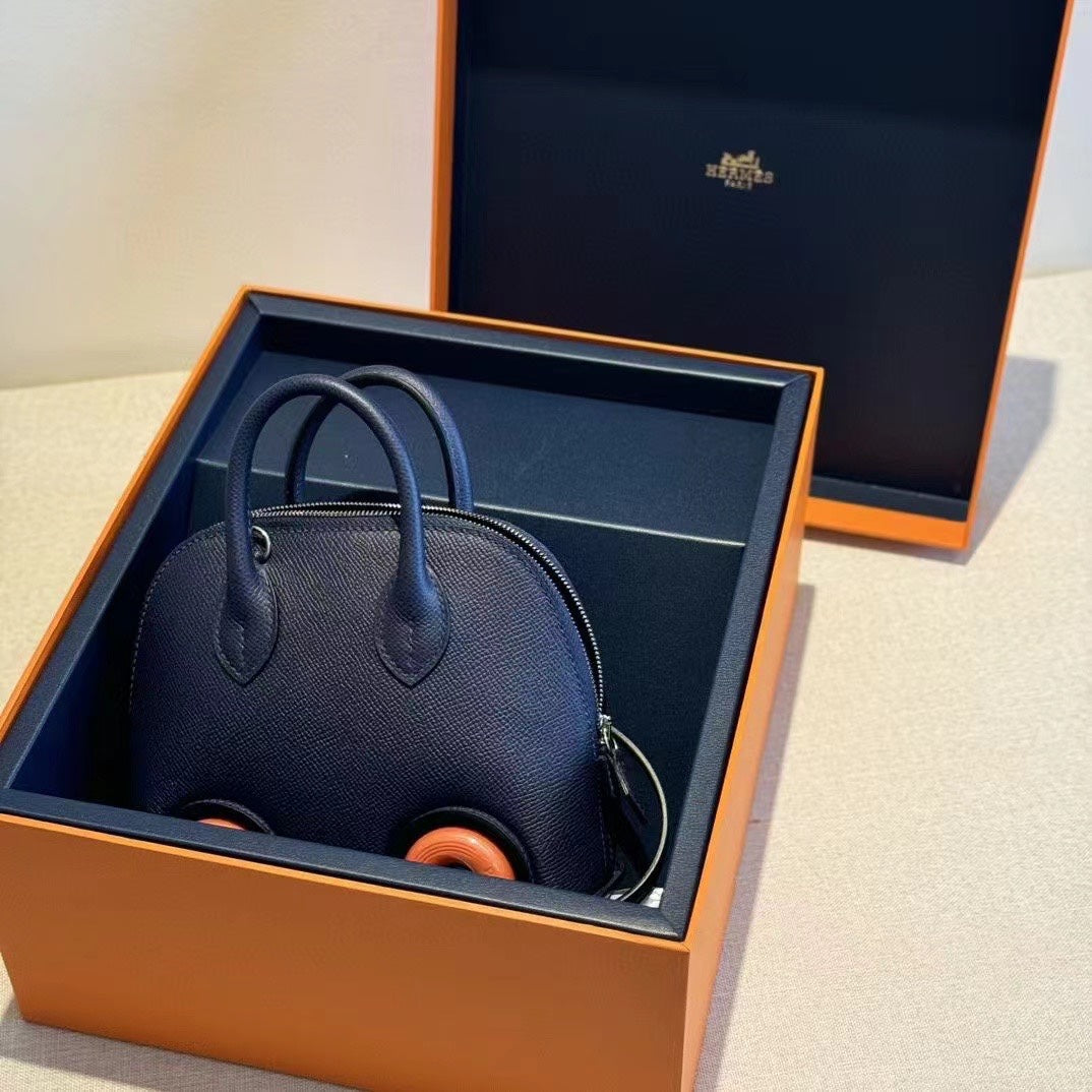 MINI BODIE ON WHEELS 20 IN BLACK EPSOM LEATHER