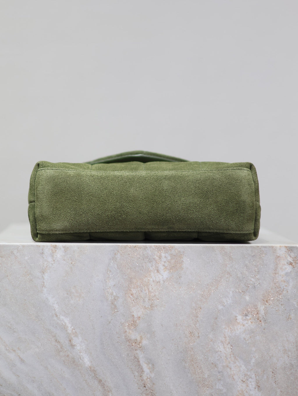 YSL 25S LOULOU PUFFER MINI 23 IN GREEN SUEDE GOLD HARDWARE