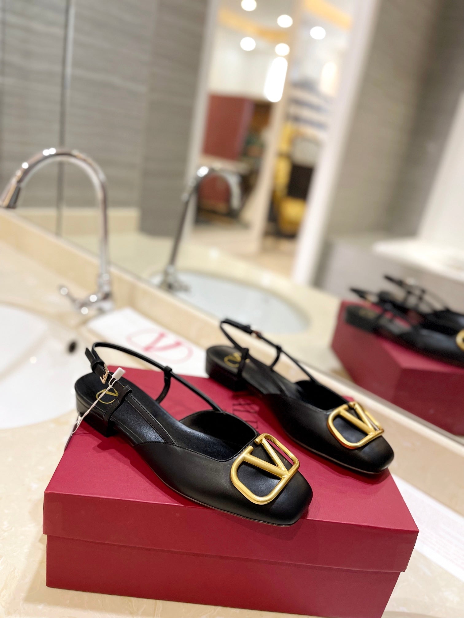 VALENTINO 26S SLINGBACK IN BLACK SMOOTH CALFSKIN
