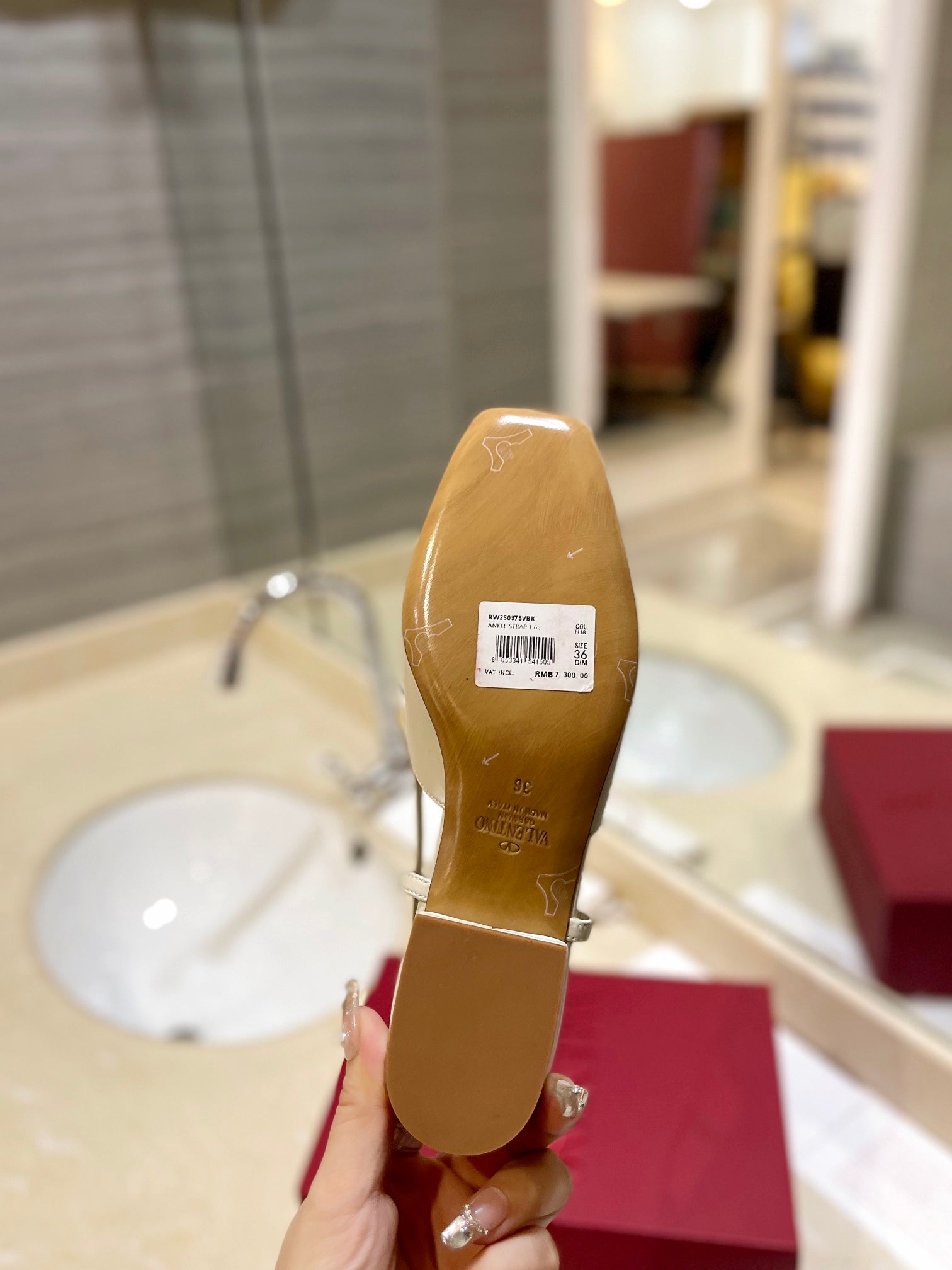 VALENTINO 26S SLINGBACK IN CREAM WHITE SMOOTH CALFSKIN