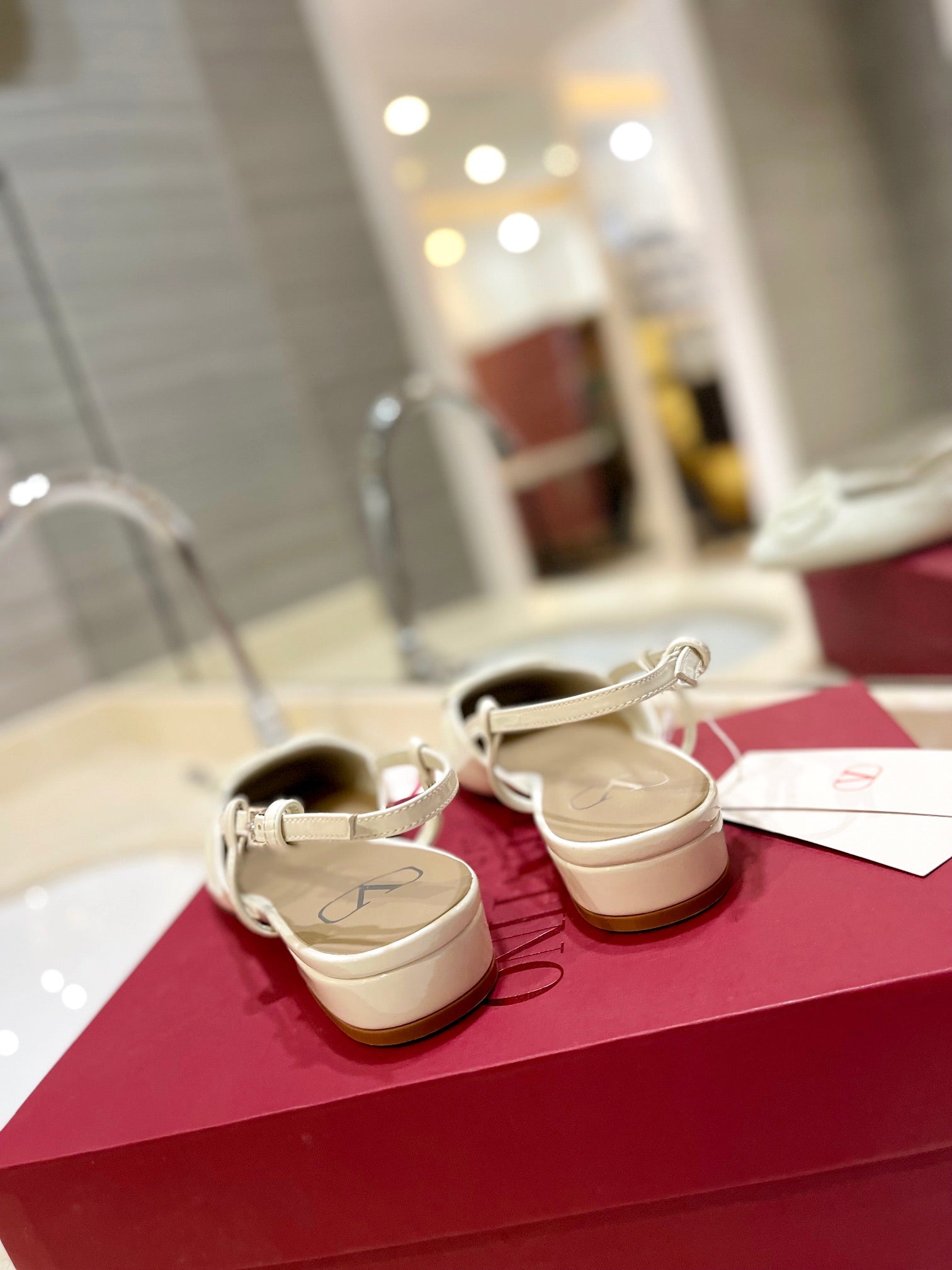 VALENTINO 26S SLINGBACK IN CREAM WHITE PATENT CALFSKIN
