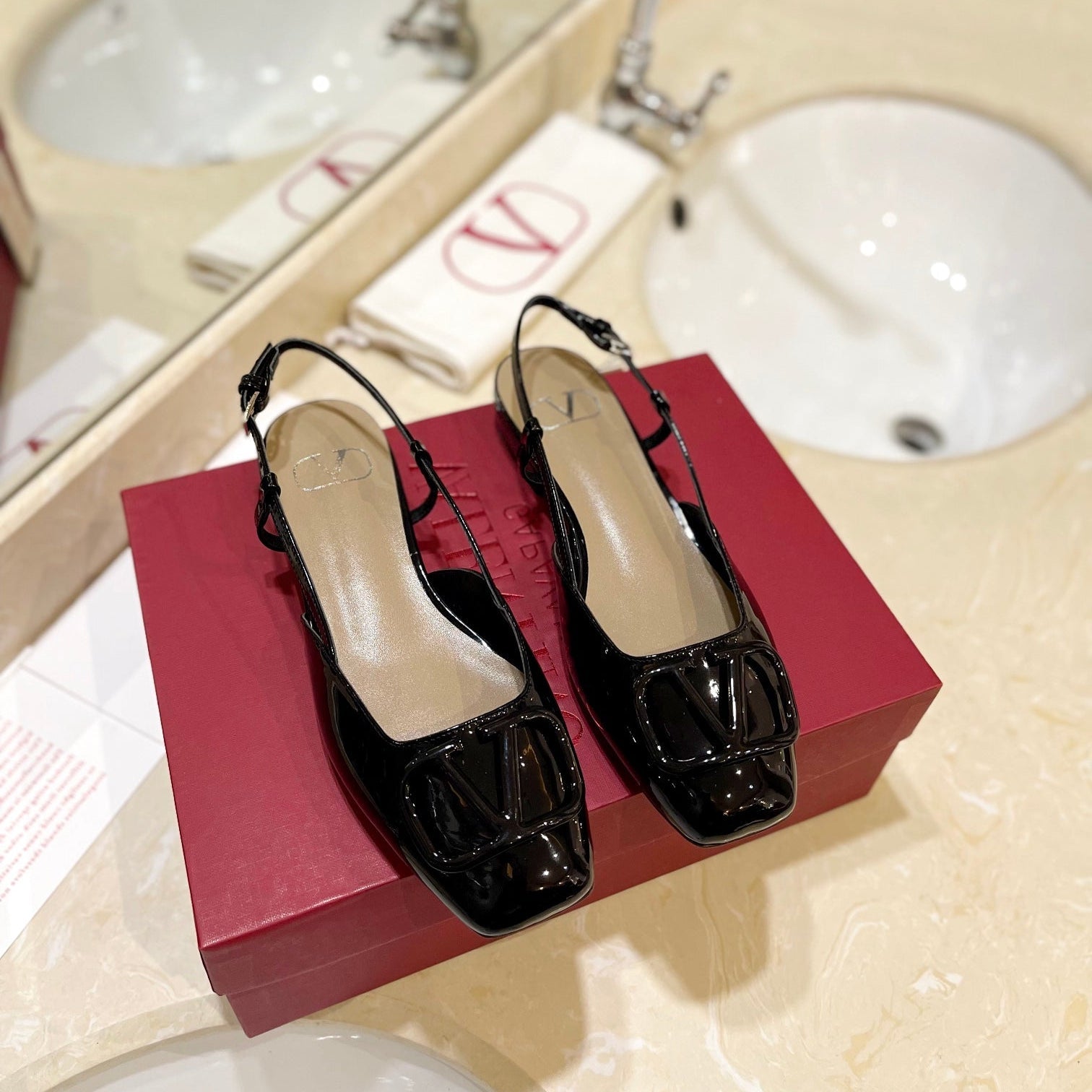 VALENTINO 26S SLINGBACK IN BLACK PATENT CALFSKIN