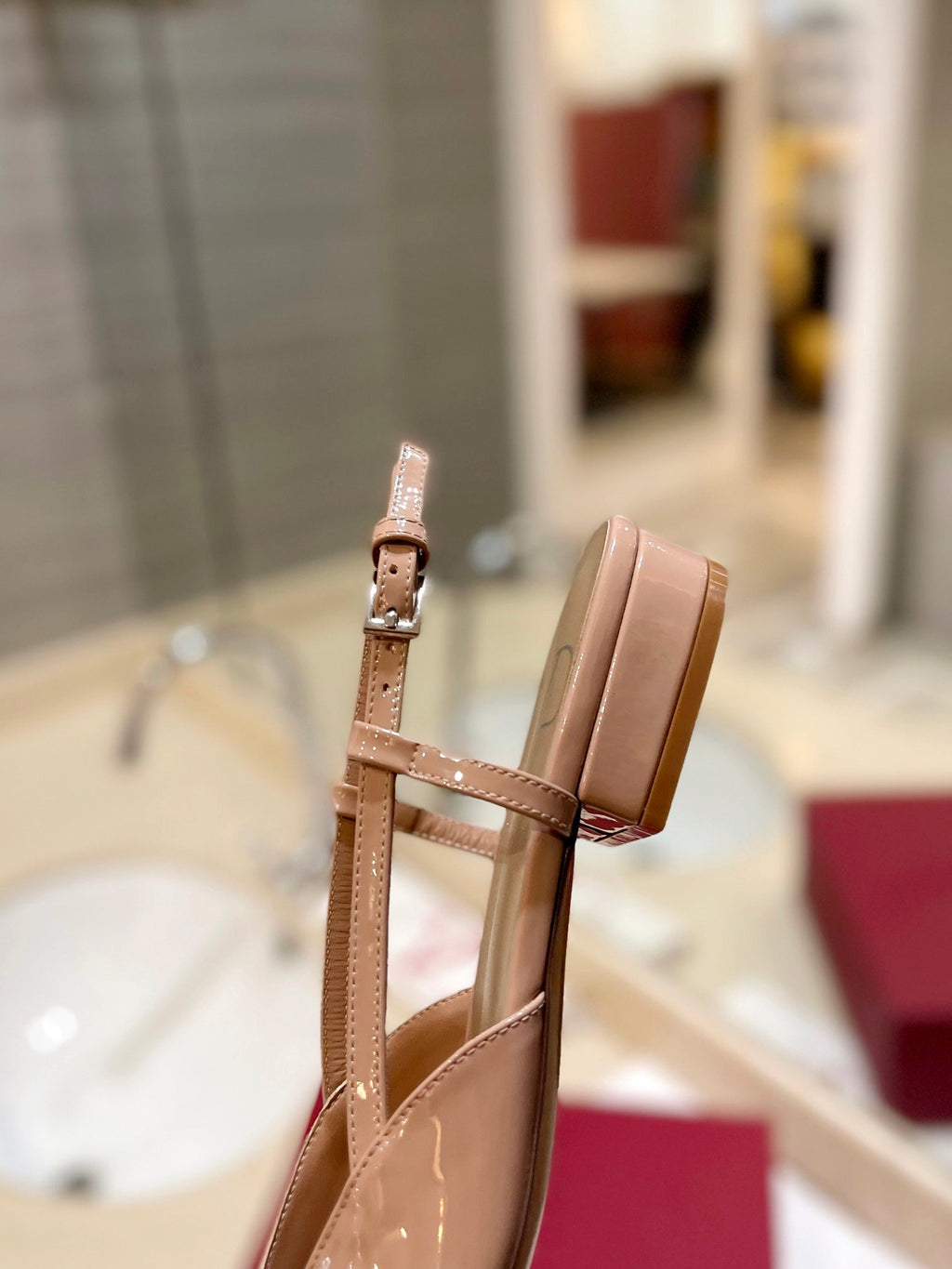 VALENTINO 26S SLINGBACK IN LIGHT BEIGE PINK PATENT CALFSKIN