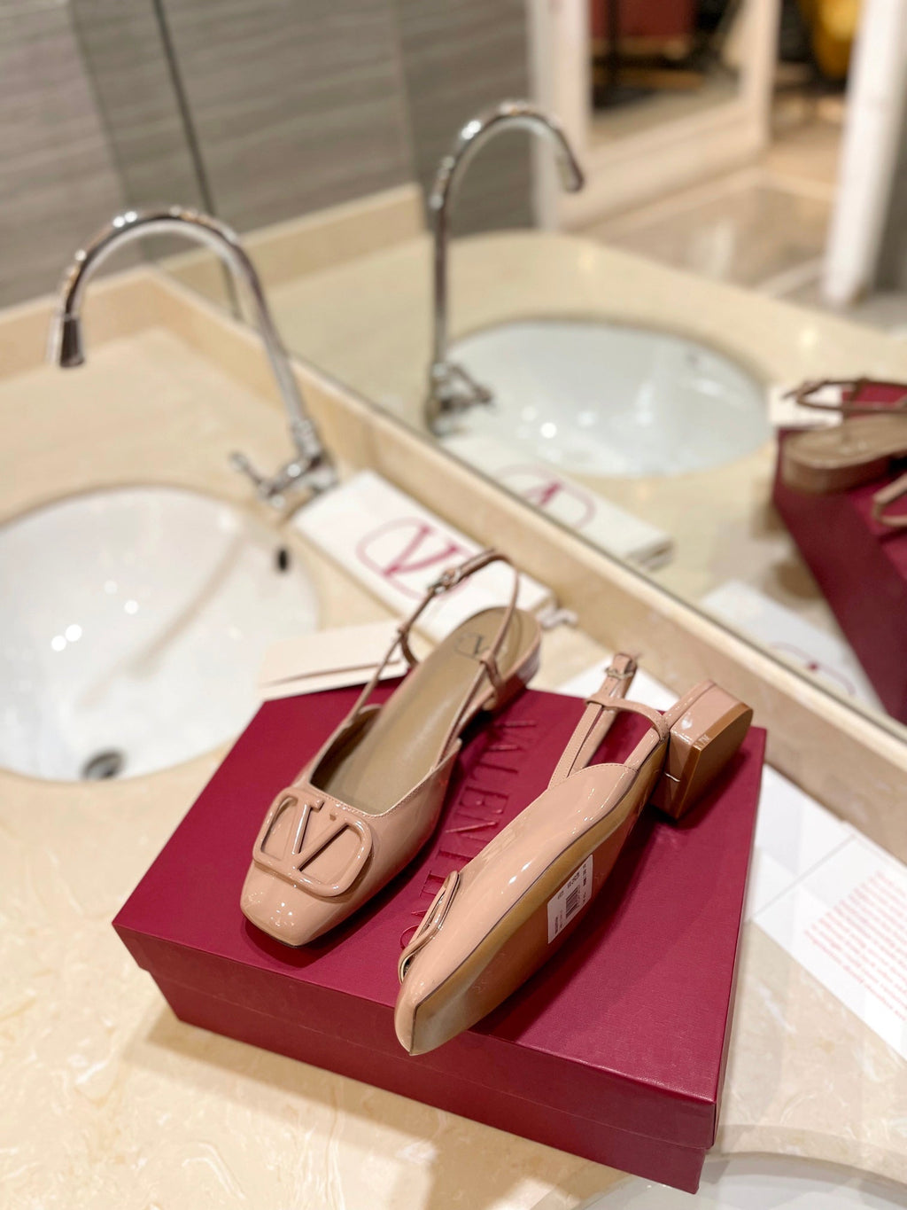 VALENTINO 26S SLINGBACK IN LIGHT BEIGE PINK PATENT CALFSKIN