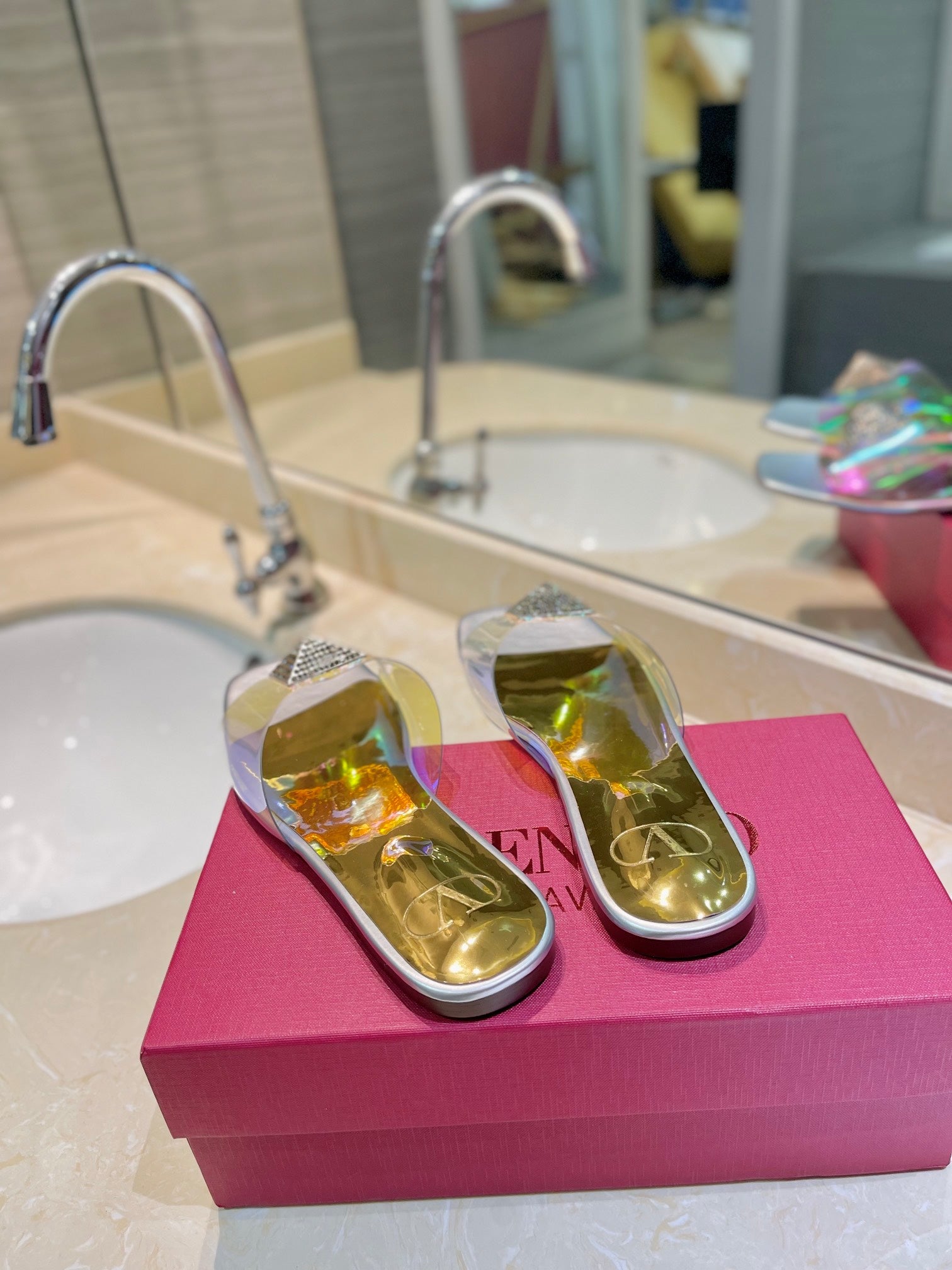 VALENTINO 26S FLAT SLIDES IN SILVER MIX GOLD LAMBSKIN WITH CRYSTAL