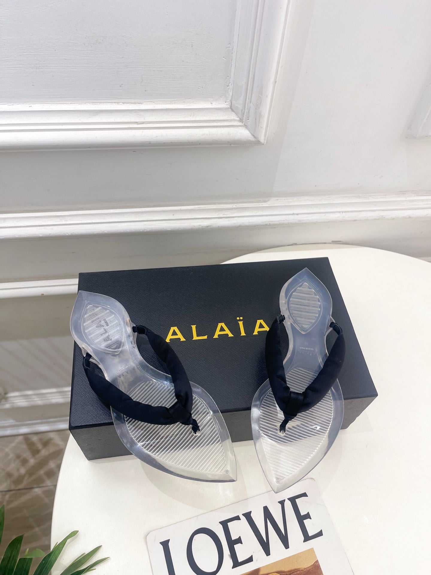 ALAIA 26S THONG SANDALS IN BLACK SATIN AND TRANSPARENT PVC