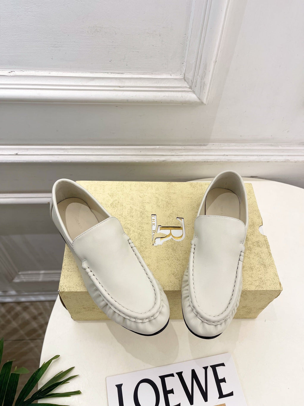 THE ROW 26S MOCCASIN LOAFERS 20MM IN IVORY WHITE CALFSKIN